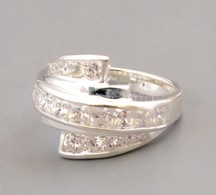 Ezüst(Ag) Sokköves Gyűrű, Jelzett, Méret: 52, Bruttó: 6,3 G - Autres & Non Classés