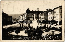 * T3 1927 Besztercebánya, Banská Bystrica; Szálloda, Juraj Laco üzlete, Tér, Szökőkút / Hotel, Shops, Square, Fountain ( - Ohne Zuordnung