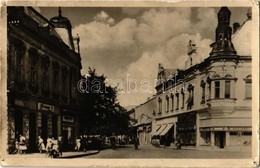 * T2/T3 ~1950 Losonc, Lucenec; Tér, Hracky, Kociarky, Obuva üzlete / Square, Shops (EK) - Non Classés