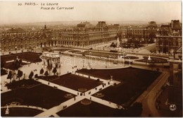 ** T1 Paris, Le Louvre Place Du Carrousel / The Louvre Museum And Its Surroundings, P.C. Paris - Non Classés