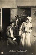 T2 In Lieber Gesellschaft / WWI K.u.K. (Austro-Hungarian) Military Romantic Postcard, Ijured Soldier And Red Cross Nurse - Ohne Zuordnung
