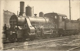 ** T1 MÁV 320. Sorozatú Gőzmozdonya / Hungarian State Railways Locomotive. Photo - Non Classés