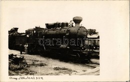 * T2 MÁV 324. Sorozatú Gőzmozdonya / Hungarian State Railways Locomotive. Photo - Non Classés