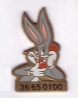 BD229 Pin's BUGS BUNNY LAPIN RABBIT WARNER Telephone Version Hauteur 33 Mm Cartouche Dorée Achat Immédiat - BD