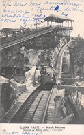 75017-PARIS- LUNA PARK, DESCENTE DU MASSIF NORD - SCENIC RAILWAY - Paris (17)