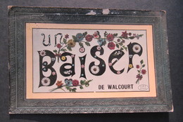 Carte Postale Un Baiser De Walcourt - Walcourt