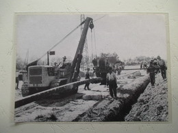 LACQ Tracteur Américain Sur Chenilles  CATERPILLAR - Coupure De Presse De 1961 - Tractores