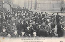 75-PARIS-MANISFESTATION DES ETUDIANTS, AUTOUR DE L'ECOLE DE MEDECINE - Salute, Ospedali