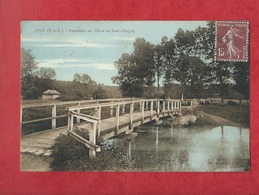 CPA   -  Jouy  -(E.-et-L.) - Passerelles Sur L'Eure Au Bout D'Anguy - Jouy