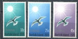 236 NORFOLK 1976 - Yvert 177/79 - Oiseau Noel - Neuf **(MNH) Sans Trace De Charniere - Norfolk Island