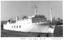 C P S M  BATEAU NAVIRE "  Tlemcem " Marius Barr 1977 Shimonoseki Japon C N A N  Cie Nouvelle Algérienne De Navigation - Ferries