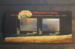 Hologramm, Hologrammblock, Bhutan 1994, Mondlandung, MNH, Ungebraucht - Hologrammes