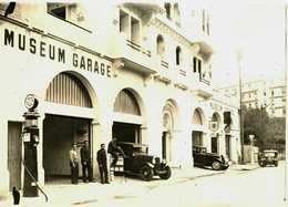 Museum Garage     Station Essence     Voitures   Automobiles  Tres Belle Photo - Auto's