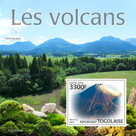 Togo. 2020 Volcanoes. (0104b)  OFFICIAL ISSUE - Volcanos