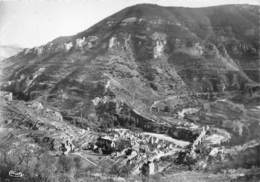 48-SAINTE-ENIMIE- PETIT VILLAGE VUE DU CIEL - Andere & Zonder Classificatie