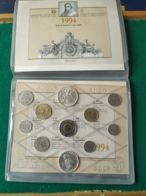 ITALIA DIVISIONALE ANNO 1994 - Mint Sets & Proof Sets