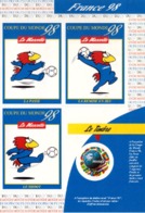 FRANCE - Football - Coupe Du Monde Feuillet De 7 Vignettes Footix 98 Plus Le Timbre - Cartas