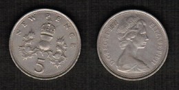 GREAT BRITAIN  5 NEW PENCE 1971 (KM # 911) #5564 - 5 Pence & 5 New Pence