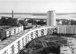 56-LORIENT- LA BANANE ET LA TOUR DE 14 ETAGES , AU FOND L'ILE ST-MICHEL - Lorient