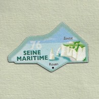Magnets. Magnets "Le Gaulois" Départements Français. Seine Maritime (76) - Publicitaires