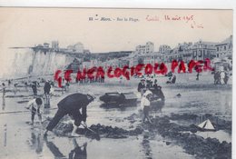 80 - MERS LES BAINS - SUR LA PLAGE  14 AOUT 1905 -   SOMME - Mers Les Bains