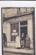 42 SOCIETE LAITIERE MAGGI, Devanture Du Commerce De Mme Andrée MONTROUSSIER, - Photographie