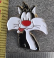 Pin's Toon's Gros Minet Et Tom Et Jerry - BD