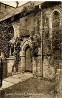 DERBYSHIRE - EYAM - CHURCH - THE SUNDIAL  Db194a - Derbyshire