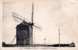 Cpa LANCIEUX 22 Le Moulin Et Le Calvaire - Lancieux
