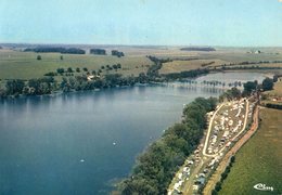 08 .n° 22675 . Le Chesne . Le Camping .etang De Bairon .vue Generale Aerienne  . Cpsm.10.5 X 15cm . - Le Chesne