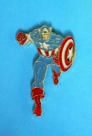 1 PIN'S //   ** CAPTAIN AMÉRICA / THE AVENGERS / MARVEL - COMICS ** . (©1988 Marvel Ent. Group INC) - BD