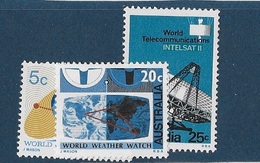 AUSTRALIE N° 364 à 366** - Mint Stamps