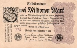 GERMANY-2 MILLIONEN MARK 1923  P-104a1  Circ XF++QAUNC   UNIFACE - 2 Miljoen Mark