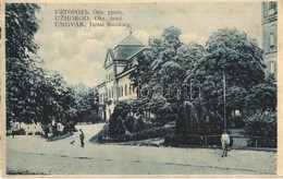 T2/T3 Ungvár, Uzshorod, Uzhorod; Okresny úrad / Járási Főnökség, Utcakép / District Office, Street View (EK) - Ohne Zuordnung