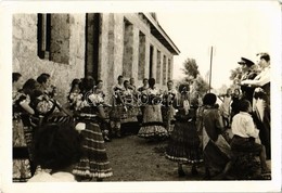 ** T2/T3 Magyar Népviselet, Folklór / Hungarian Folklore, Traditional Costume. Photo (non PC) (EB) - Ohne Zuordnung