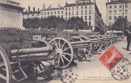 Lyon Canons Pris Aux Allemands Exposés Place Bellecourt - Weltkrieg 1914-18