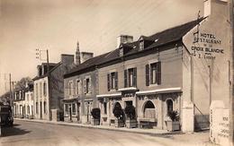 Sainte Anne D'Auray        56      Hôtel Restaurant De La Croix Blanche    1956   (Voir Scan) - Sainte Anne D'Auray