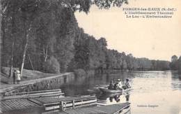 76 - FORGES Les EAUX :  Le Lac Et L'Embarcadère - CPA - Seine Maritime - Forges Les Eaux