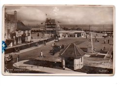 LOWESTOFT. PIER ENTRANCE. - Lowestoft