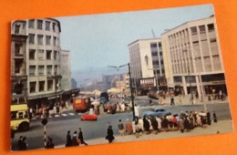 Sheffield  The Junction Of Angel Street And Hight Street - Sheffield