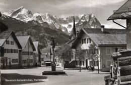 CPSM   AUTRICHE---GARMISCH-PARTENKIRCHEN; FLORIANSPLATZ - Gaming