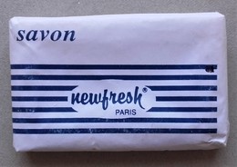 - Savon - Ancienne Savonnette D'hôtel - Newfresh - - Produits De Beauté