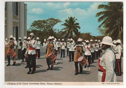 Carte Postale , Postcard Changing Of The Guard , Government House , Neuve - Bahamas
