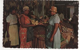Carte Postale , Postcard écrite Le 24/02/1967 , Timbre Enlevé , Buying Fresh Tropical Fruits .... - Bahamas