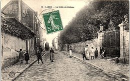 94 - LARUE -- La Grille Du Château - Chevilly Larue