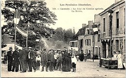 64 - LASSEURE -- Le Jour Du Comice Agricole - La Mairie - Lasseube