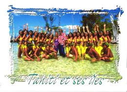 Tahiti Island, Ethnic Girls And Men - Océanie