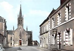 SAINT-AIGNAN-sur-ROË - Rue Du Relais Des Diligences - Eglise - Coiffeur - Parfums Forvil - Saint Aignan Sur Rö