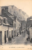 76-LE- TREPORT- LA RUE DE FALAISE - Le Treport