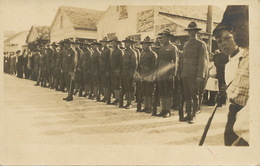 Real Photo Soldiers . Milicia Nacional Que Hizo Los Honores Al Cadaver . - Cuba